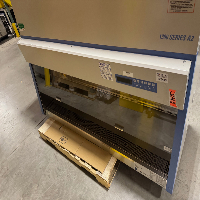 Thermo 1300 Series A2 6' BioSafety Cabinet image 2